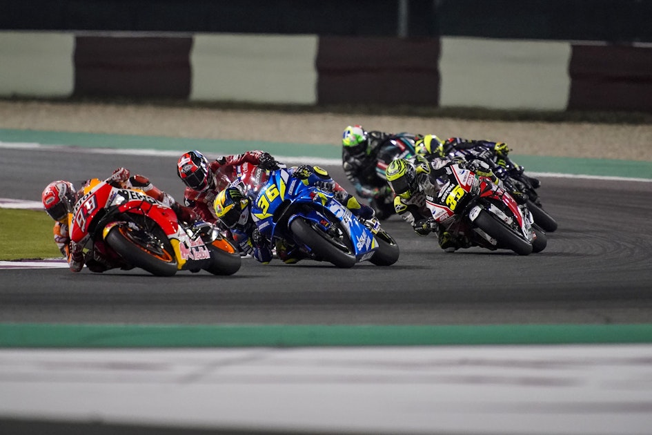 The Couch Racer: Ride to survive? | Motoren en Toerisme