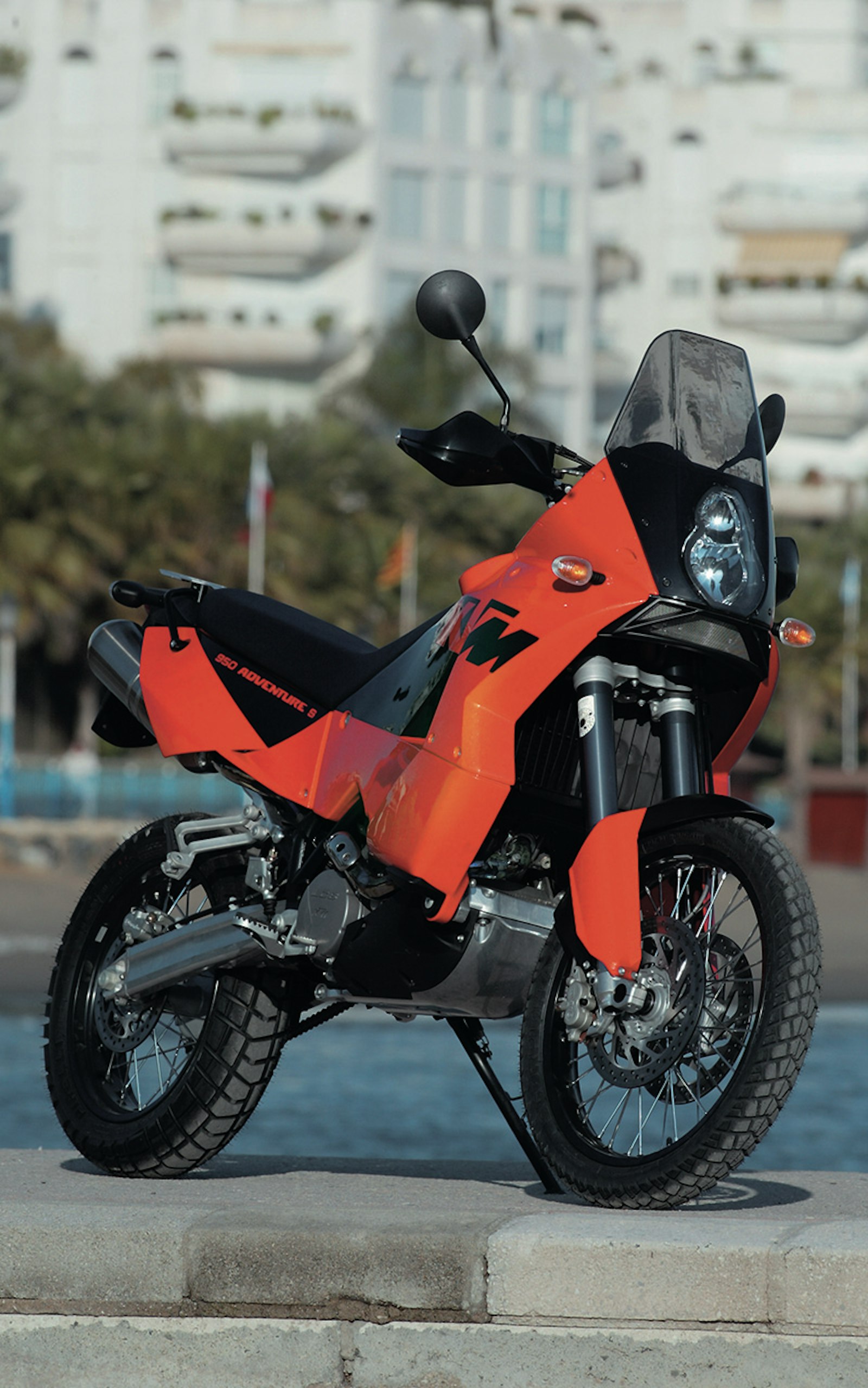 Ktm 950 Adventure R Rally Retro-test: KTM 950 Adventure (S) | Motoren en Toerisme