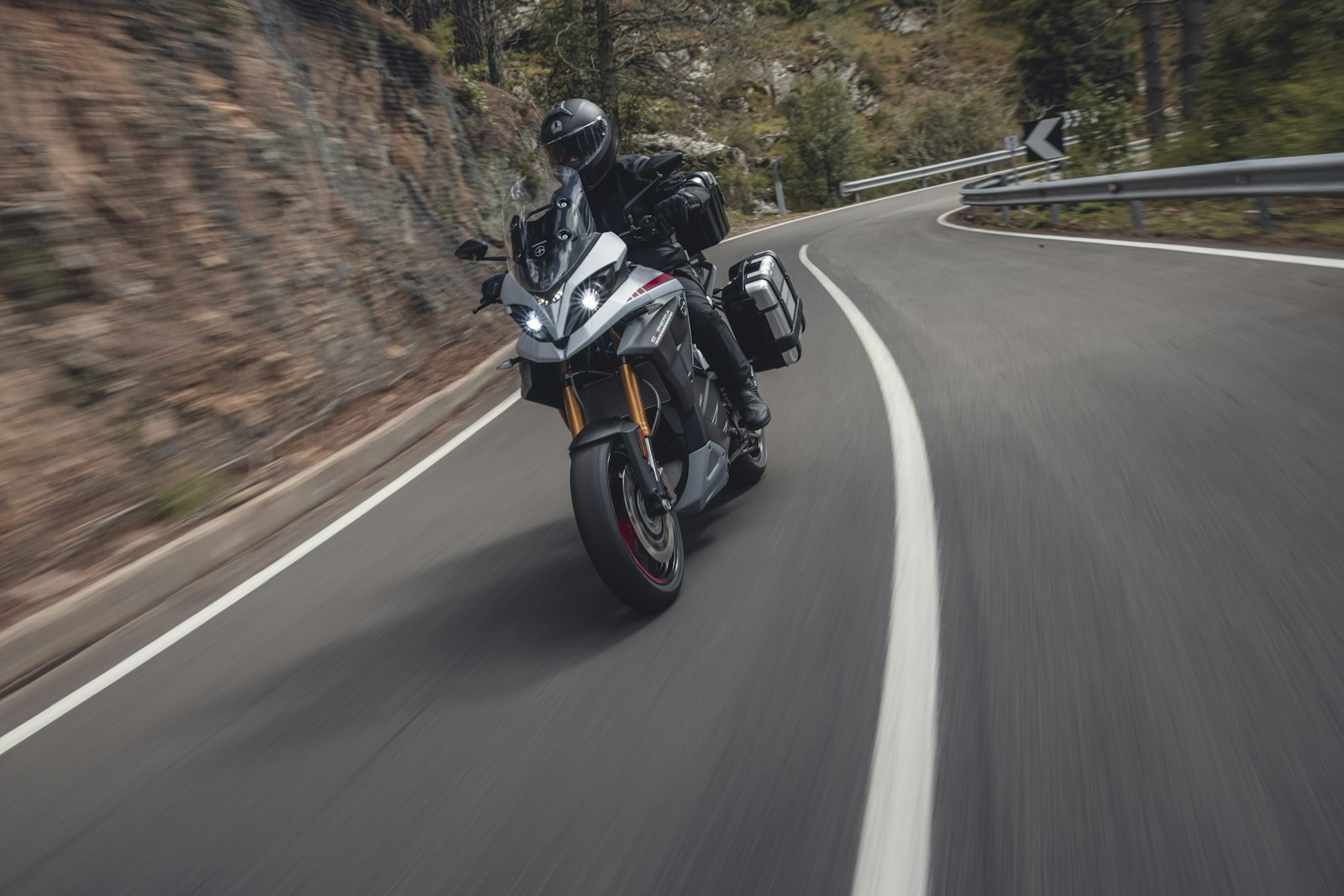 2022_Energica_Experia