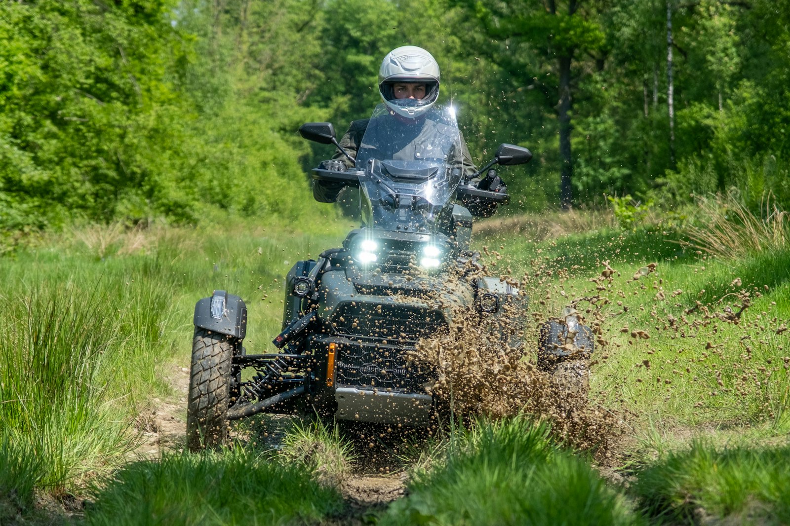 2025_Can-AM_CanyonRedRock